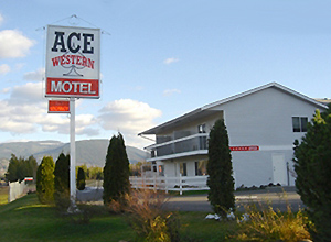 Ace Western Motel, Clearwater, British Columbia